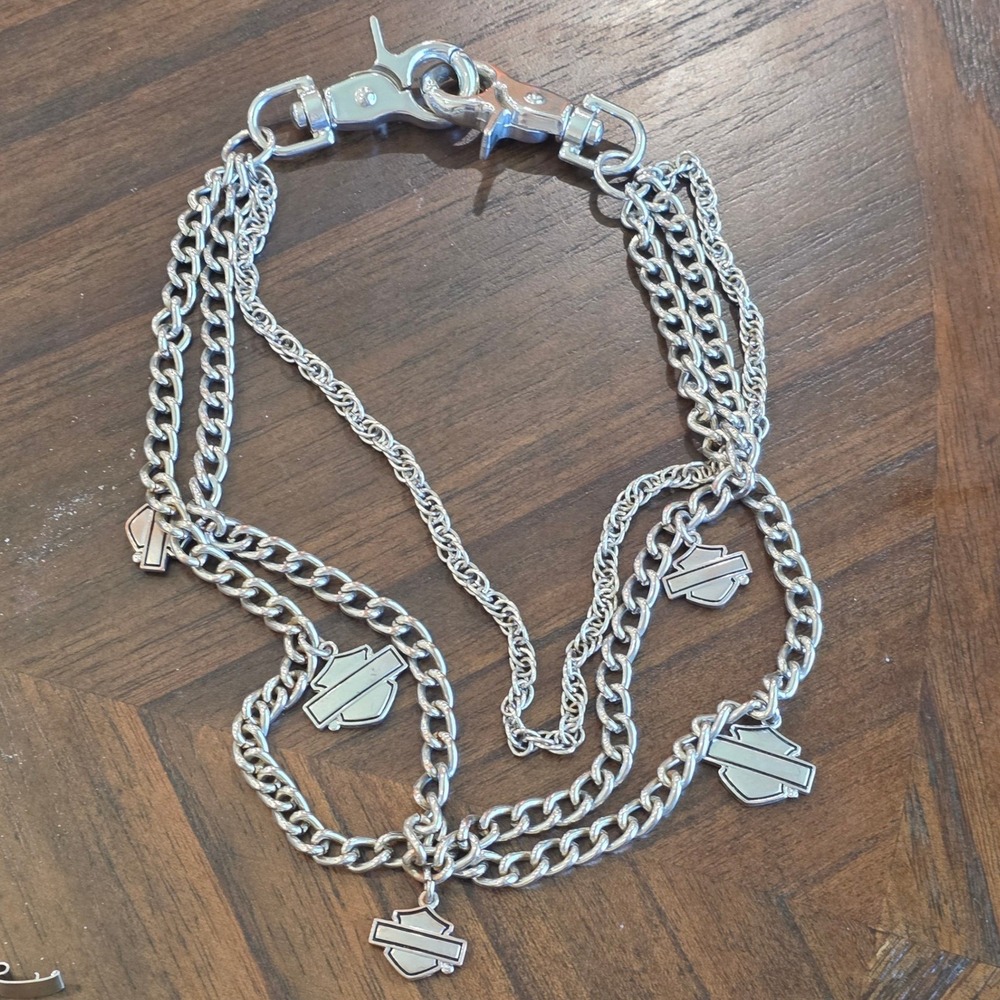 Harley-Davidson Triple Strand Biker Wallet Chain Silver bar & Shield Charms 19"